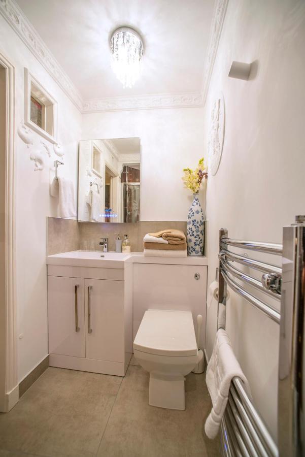 No 54 Bed & Breakfast Фолкърк Екстериор снимка
